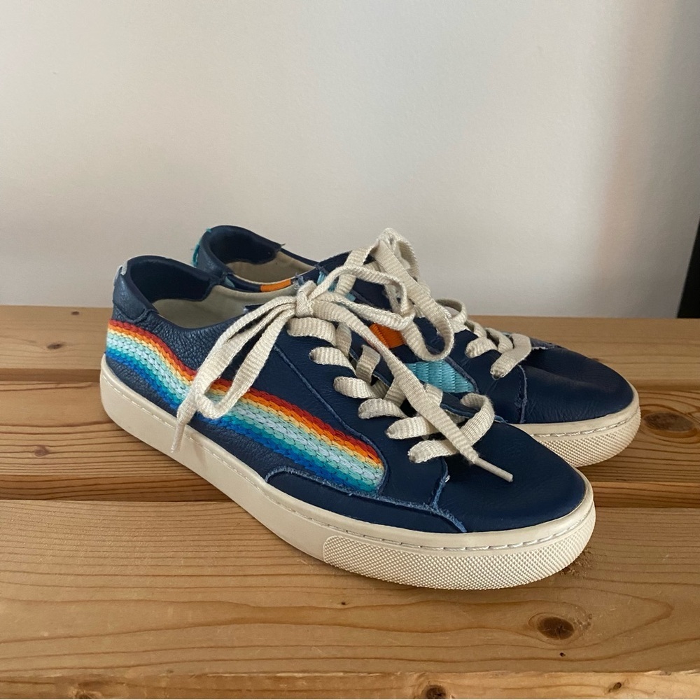 Soludos Blue Rainbow Wave Chill Out Embroidered Leather Sneaker 6.5 - Picture 8 of 15